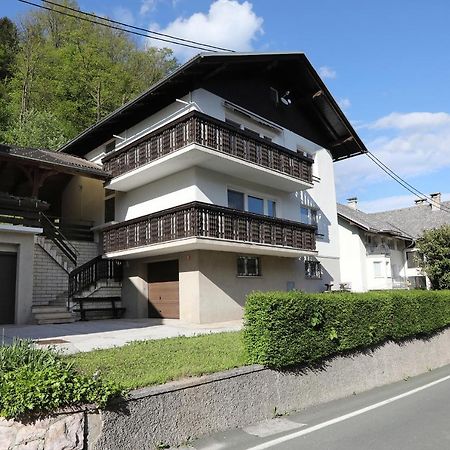 Apartma Dolinar Gorenja Vas  Екстериор снимка